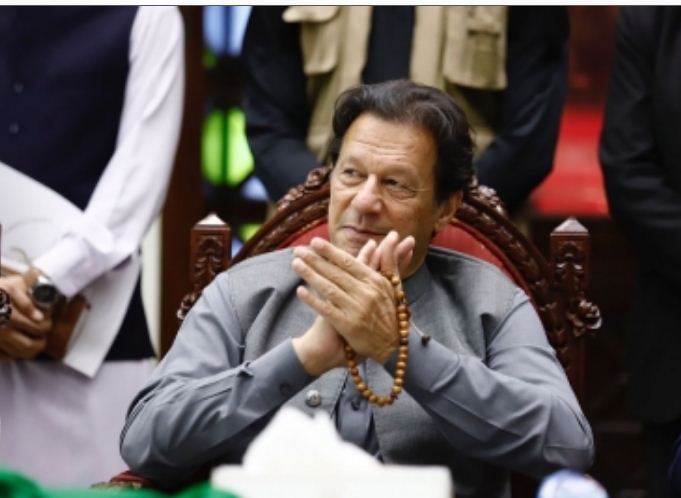 इमरान समर्थकों को पाकिस्तानी सैन्य अदालत ने सुनाई सजा तो क्यों भड़के यूएस-ब्रिटेन ? 