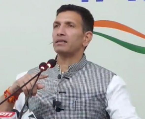 मध्य प्रदेश में भ्रष्टाचार के खिलाफ कार्रवाई को कांग्रेस ने सराहा, कठोर एक्शन की उम्मीद जताई