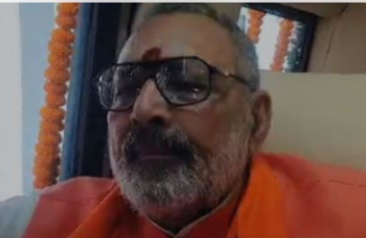 बांग्लादेशियों को चिन्हित कर देश से निकालने का काम होना चाहिए :  गिरिराज सिंह 