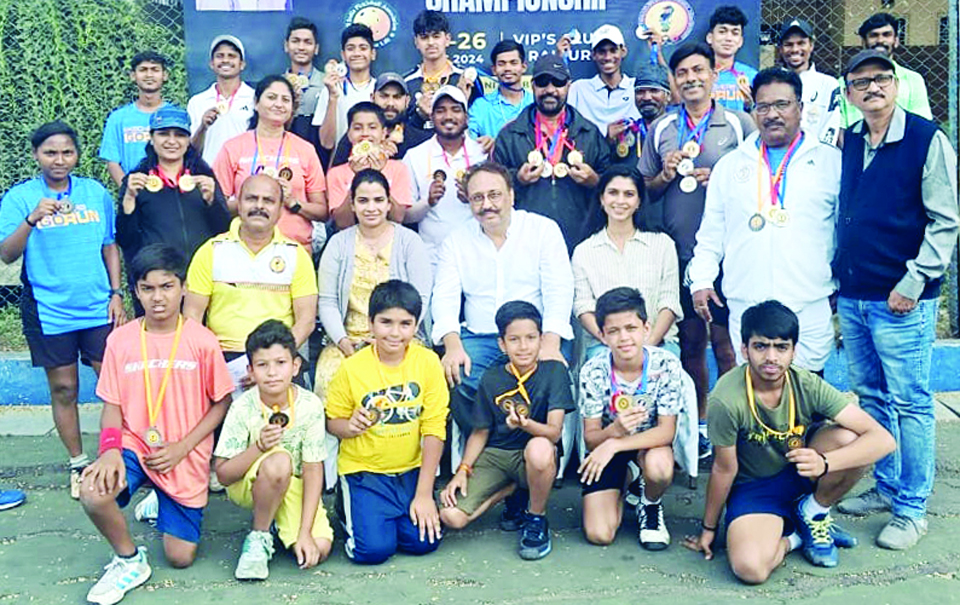पिकलबॉल प्रतियोगिता में जीवतेश, आरिश, रिधान, रोहीन, रीना, अमरजीत बने चैम्पियन