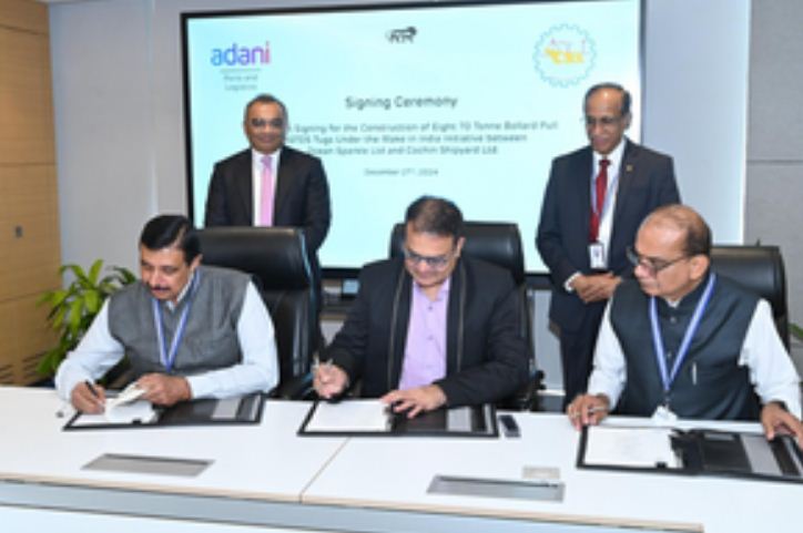 8 हार्बर टग की खरीद से आत्मनिर्भरता के प्रति हमारी प्रतिबद्धता हुई मजबूत : करण अदाणी 