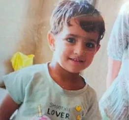 बोरवेल में गिरी बच्ची की मां ने पूछा, 'किसी कलेक्टर की बेटी होती तो क्या होता’