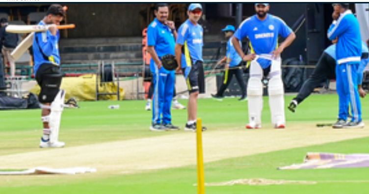 पठान, रमन ने जताई भारतीय ड्रेसिंग रूम में उथल-पुथल की रिपोर्ट पर नाखुशी 