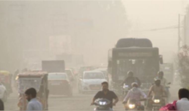 गंभीर श्रेणी में फिर पहुंची वायु गुणवत्ता, एक्यूआई पहुंचा 300 पार