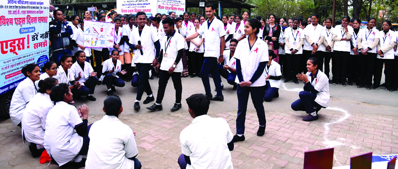महीने भर के एड्स जागरूकता अभियान से जिले के 31,000+ व्यक्तियों तक बालको ने पहुंच बनाई