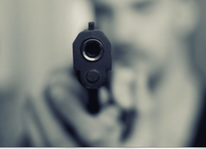 पलामू में बर्थडे पार्टी के बाद घर पर गोलीबारी, दो अपराधी मारे गए, दो अन्य जख्मी