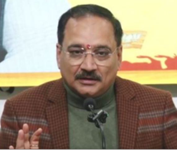 जनता थक जाएगी, केजरीवाल ने दिल्ली को इतना लूटा है: वीरेंद्र सचदेवा