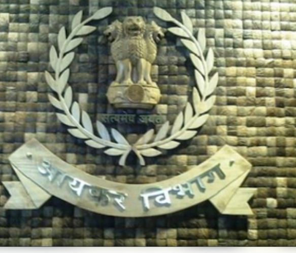 मध्य प्रदेश में जांच एजेंसियों की कार्रवाई ने सियासी माहौल गरमाया 