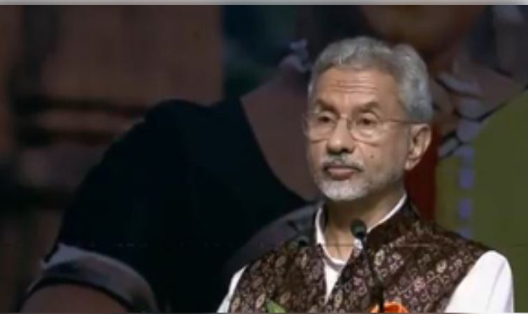 आज के भारत में परंपरा और प्रौद्योगिकी हाथ में हाथ डाले चलती है : प्रवासी भारतीय सम्मेलन में बोले विदेश मंत्री 