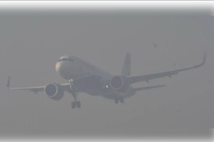 भोगी उत्सव के कारण उठे धुएं से चेन्नई में विमान सेवा प्रभावित, कई फ्लाइट्स भी रद्द 