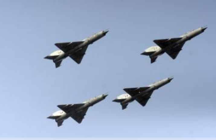 गणतंत्र दिवस समारोह : 22 लड़ाकू विमानों समेत कुल 40 विमान करेंगे फ्लाई पास्ट