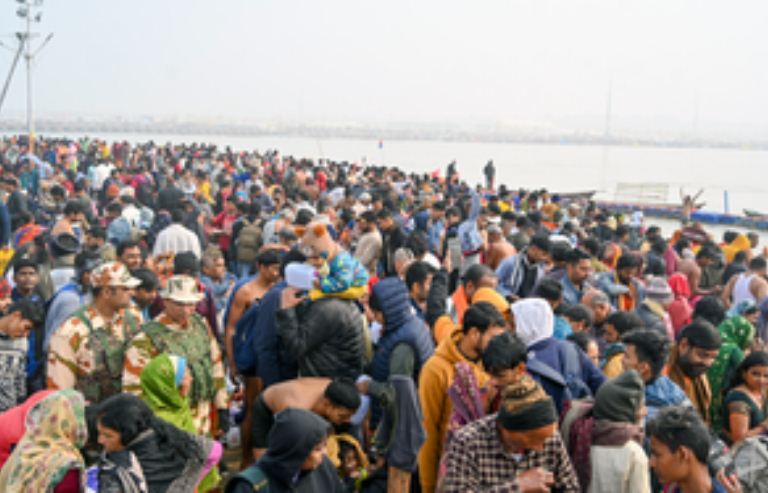 महाकुंभ क्षेत्र में मोबाइल डिस्चार्ज होने के बाद भी बाधित नहीं होगी सर्विस 