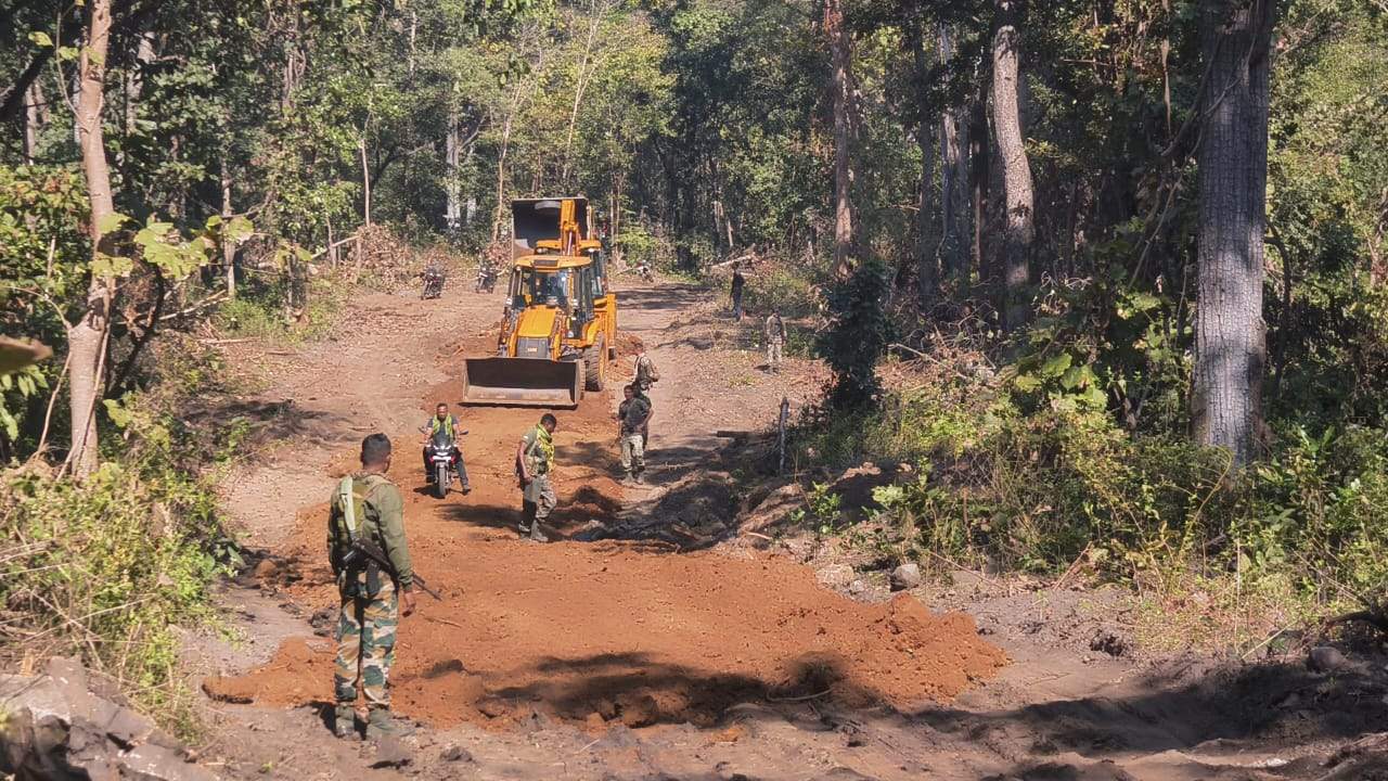 नक्सलगढ़ में चार दशक बाद लहराएगा तिरंगा नक्सलगढ़ में चार दशक बाद लहराएगा तिरंगा