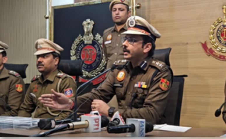 अवैध तरीके से रह रहे बांग्लादेशी नागरिकों के खिलाफ कार्रवाई, 18 को किया डिपोर्ट