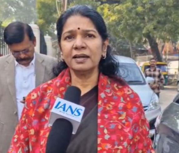 भारतीय मछुआरों की गिरफ्तारी के मुद्दे का स्थायी समाधान खोजे सरकार : कनिमोझी