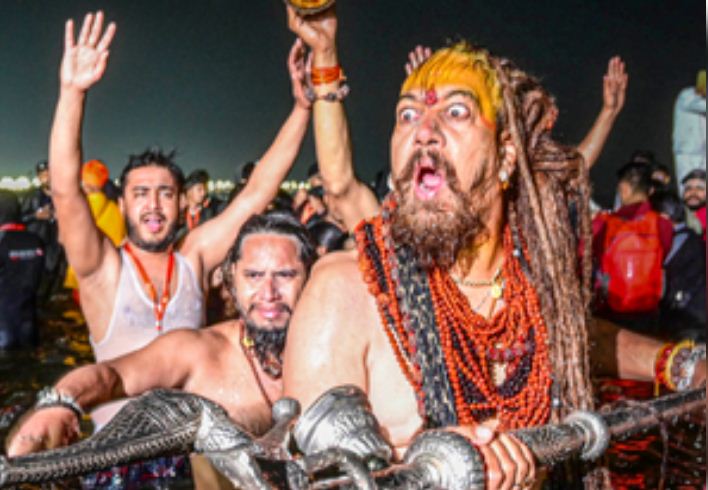 बसंत पंचमी के अमृत स्नान पर्व से शुरू हुई वैष्णव अखाड़ों की अद्भुत अग्नि स्नान साधना