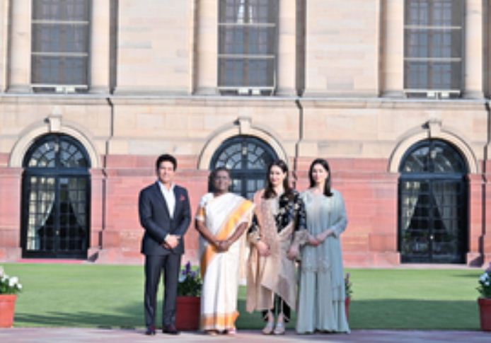राष्ट्रपति द्रौपदी मुर्मू की गर्मजोशी और आतिथ्य ने मेरे राष्ट्रपति भवन दौरे को खास बना दिया: सचिन तेंदुलकर 