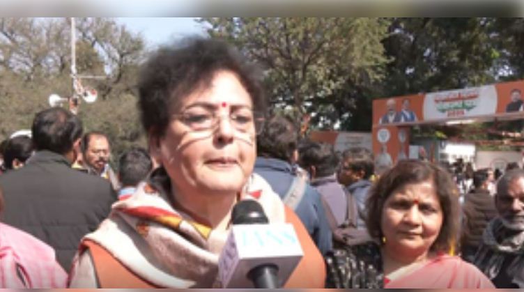 आप जनता को बार-बार पागल नहीं बना सकते : रेखा शर्मा 