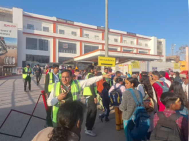 महाकुंभ में श्रद्धालुओं की बढ़ती भीड़ को देखते हुए लागू रहेगा रेलवे स्टेशन पर एकल दिशा प्लान 