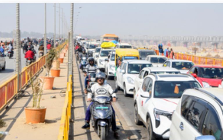 माघ पूर्णिमा स्नान पर प्रयागराज महाकुंभ में होगा विशेष यातायात प्रबंध 