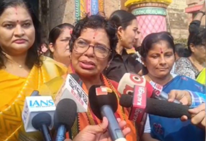 ‘अश्लील जोक्स’ पर राष्ट्रीय महिला आयोग की अध्यक्ष बोलीं- ‘उठाएंगे सख्त कदम’ 