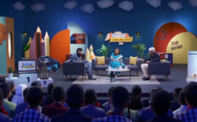 परीक्षा पे चर्चा में विशेषज्ञों की राय, 'टेक्नोलॉजी को 'मास्टर' नहीं 'सेवक' होना चाहिए' 