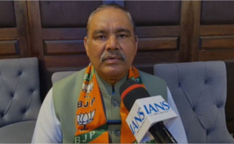 'केजरीवाल पंजाब को दिल्ली से नियंत्रित करना चाहते हैं', विजय सांपला ने उठाए सवाल 