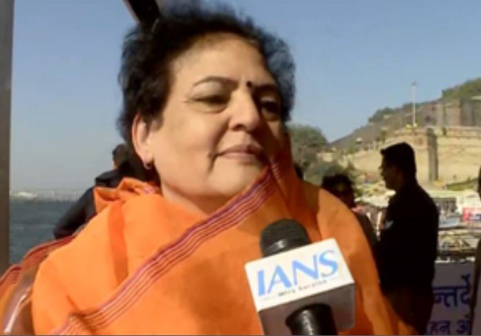 महाकुंभ में कोई परेशानी नहीं, योगी सरकार की व्यवस्था बेहतरीन : रेखा शर्मा