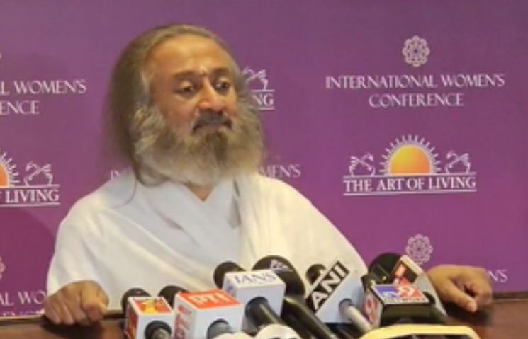 महिला सशक्तिकरण आर्ट ऑफ लिविंग का एक अहम उद्देश्य: श्री श्री रविशंकर