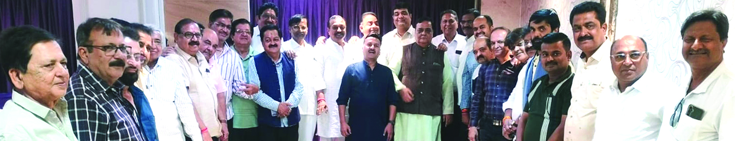 व्यापारी एकता पैनल में पंच कमेटी गठित व्यापारी एकता पैनल में पंच कमेटी गठित