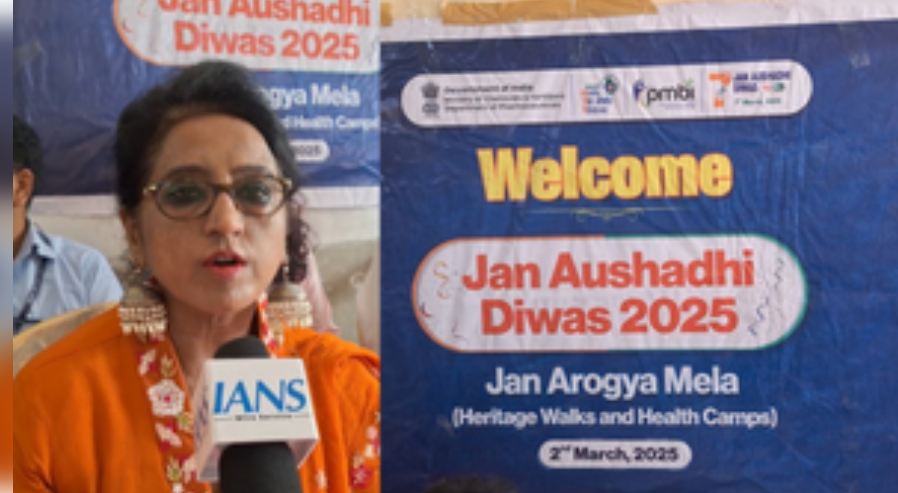 चेन्नई में निःशुल्क चिकित्सा शिविर का आयोजन, डॉक्टरों से जेनेरिक दवाइयां लिखने की अपील चेन्नई में निःशुल्क चिकित्सा शिविर का आयोजन, डॉक्टरों से जेनेरिक दवाइयां लिखने की अपील