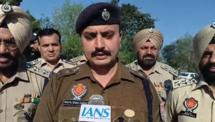 खनौरी बॉर्डर पर पुलिस की कार्रवाई जारी, एसएसपी सरताज सिंह ने कहा, 'हाइवे पूरी तरह खाली कराया जाएगा' 