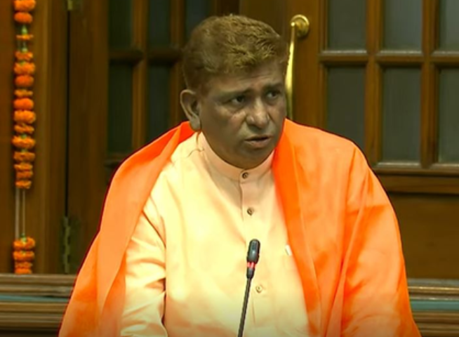 सदन में बोले भाजपा विधायक, 'दिल्ली में फुटपाथों पर मीट बिक्री से हमारी आस्था को पहुंच रही ठेस , तुरंत हो बंद' सदन में बोले भाजपा विधायक, 'दिल्ली में फुटपाथों पर मीट बिक्री से हमारी आस्था को पहुंच रही ठेस , तुरंत हो बंद'
