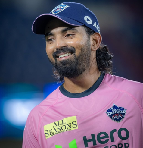 केएल राहुल एसआरएच मुकाबले से पहले दिल्ली कैपिटल्स की टीम में फिर से शामिल हुए