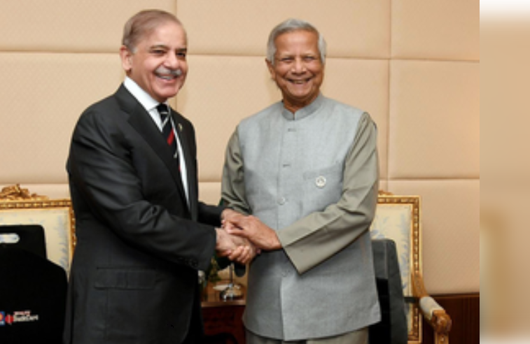 पाकिस्तानी-बांग्लादेश : शहबाज शरीफ ने किया मोहम्मद यूनुस को फोन, कहा - ईद मुबारक 