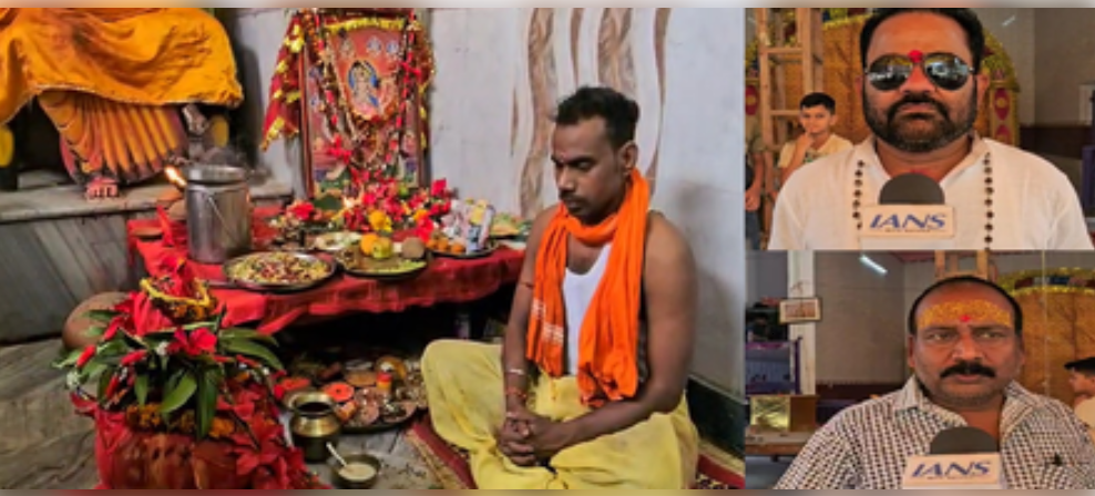 भागलपुर के माणिकपुर में चैती नवरात्र की धूम, गुप्त दान से होता है भव्य आयोजन भागलपुर के माणिकपुर में चैती नवरात्र की धूम, गुप्त दान से होता है भव्य आयोजन
