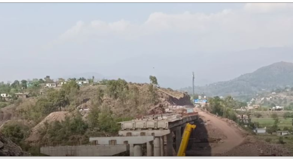 जम्मू कश्मीर : राजौरी-पुंछ राजमार्ग और बथुनी पुल का निर्माण तेज, यात्रा होगी आसान