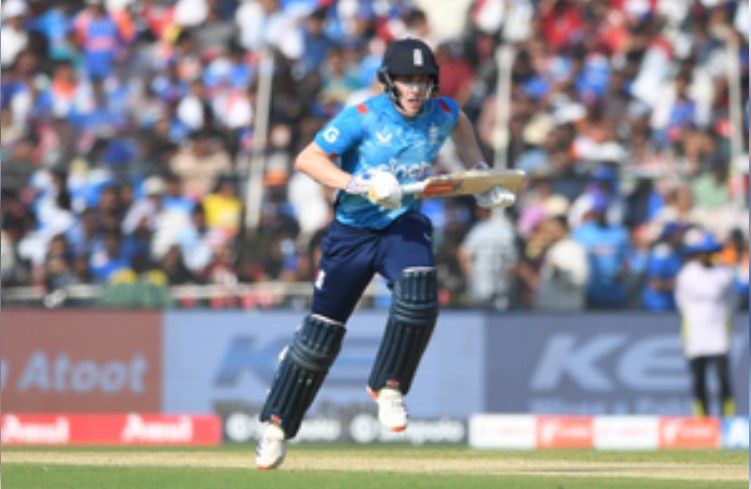 आथर्टन ने ब्रूक को इंग्लैंड के सफेद-बॉल कप्तान के रूप में समर्थन देते हुए कहा: 'स्टोक्स पर अधिक बोझ न डालना सही है