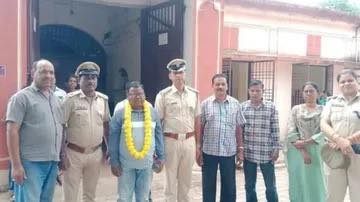 अच्छे व्यवहार की वजह से....