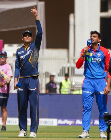 गुजरात ने टॉस जीतकर दिल्ली के खिलाफ गेंदबाजी चुनी