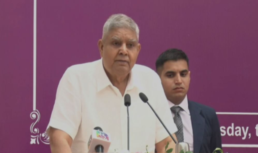 उपराष्ट्रपति जगदीप धनखड़ ने कहा, 'संसद ही सर्वोच्च', निर्वाचित प्रतिनिधि संविधान के 'अंतिम स्वामी' उपराष्ट्रपति जगदीप धनखड़ ने कहा, 'संसद ही सर्वोच्च', निर्वाचित प्रतिनिधि संविधान के 'अंतिम स्वामी'