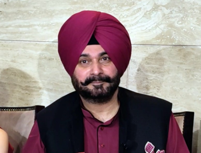 नवजोत सिंह सिद्धू ने की अपने यू-ट्यूब चैनल की घोषणा, मोटिवेशनल स्पीकर की भूमिका में नजर आएंगे नवजोत सिंह सिद्धू ने की अपने यू-ट्यूब चैनल की घोषणा, मोटिवेशनल स्पीकर की भूमिका में नजर आएंगे
