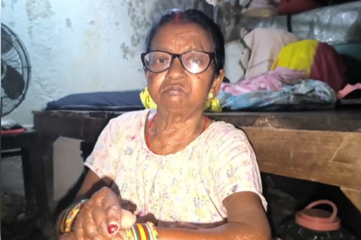 प्रधानमंत्री उज्ज्वला योजना ने बदली दिव्यांग वीणा देवी की जिंदगी, धुएं से मिला छुटकारा 