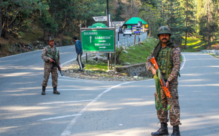 महाराष्ट्र: पहलगाम आतंकी हमले के शहीदों की स्मृति में स्मारक बनाने की मांग, डोंबिवली विधायक ने लिखा पत्र महाराष्ट्र: पहलगाम आतंकी हमले के शहीदों की स्मृति में स्मारक बनाने की मांग, डोंबिवली विधायक ने लिखा पत्र