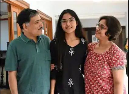 ‘छत्तीसगढ़’ का  संपादकीय : जात न पूछो साधु की, यह बात तो भारत में हरेक पर लागू हो...