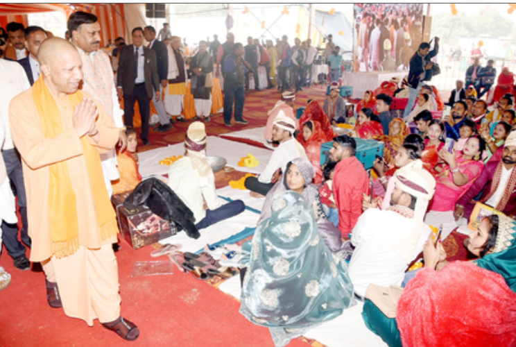 योगी आदित्यनाथ सरकार ने ओबीसी समाज की तरक्की को दी रफ्तार योगी आदित्यनाथ सरकार ने ओबीसी समाज की तरक्की को दी रफ्तार