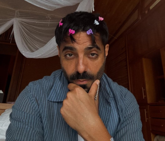 अपारशक्ति खुराना की पर्सनल हेयरस्टाइलिस्ट बनीं उनकी लाडली आरजोई, शेयर की फोटोज 