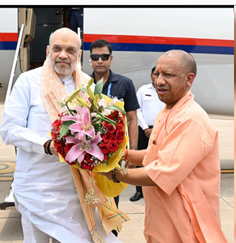 नियुक्ति पत्र वितरण: गृहमंत्री अमित शाह पहुंचे लखनऊ, मुख्यमंत्री योगी ने किया स्वागत 