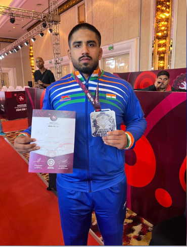 अंडर-23 एशियाई कुश्ती: फ्रीस्टाइल टीम ने जीती चैंपियन ट्रॉफी, भारत ने रचा इतिहास