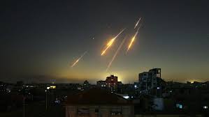 इसराइली सेना ने कहा, 'ईरान ने इसराइल की ओर दागी कई मिसाइलें'